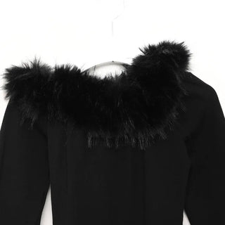 Fur off-shoulder long t-shirt