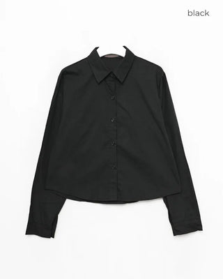 Point pocket cropped shirt