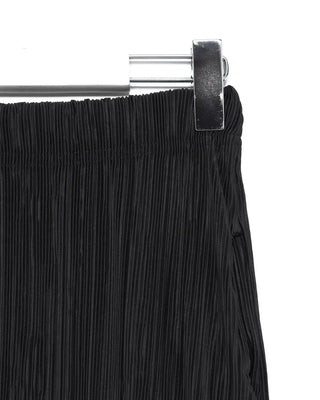 Matte color pleated skirt