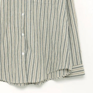 Striped collar shirt