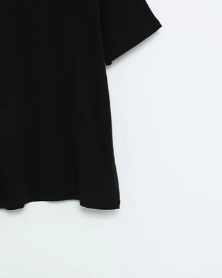 Button V-neck T-shirt