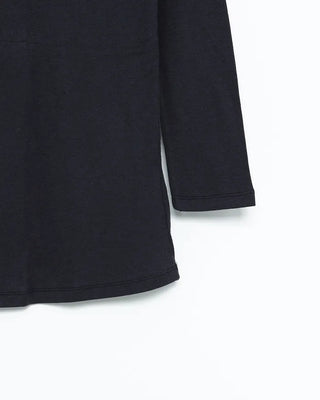 Boat neck cropped sleeve cut and sew