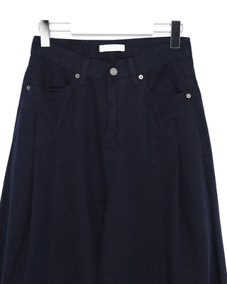 Unique yoke tuck balloon cotton pants