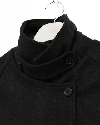 High-neck button-up half coat