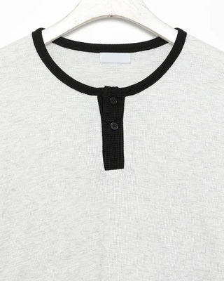 Fingerhole waffle cut and sew
