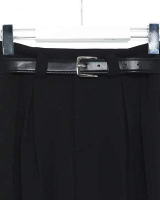 Wide pintuck belted slacks