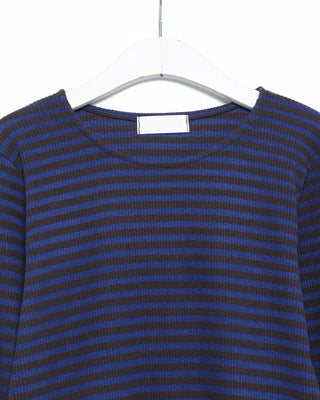 Oblong neck round hem border ribbed long T-shirt