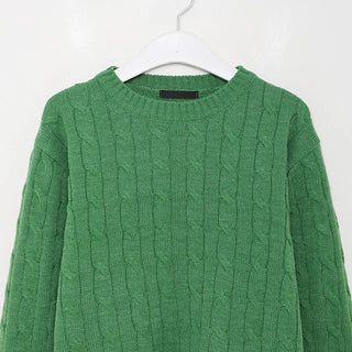 Round Cable Knit