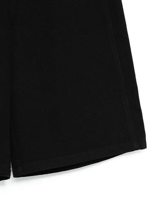 Side-button Bermuda shorts
