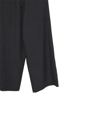 String stripe pants