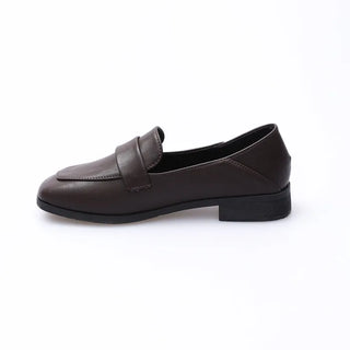 Square-toe simple loafers