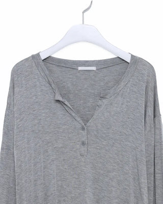 Soft button T-shirt