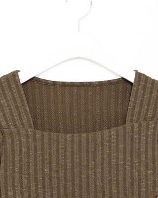 Square neck frill knit blouse