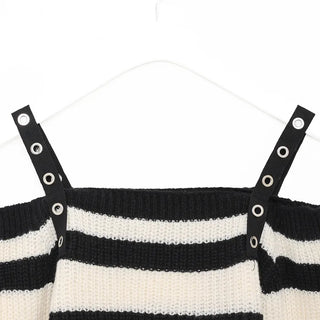 Shoulder slit striped knit