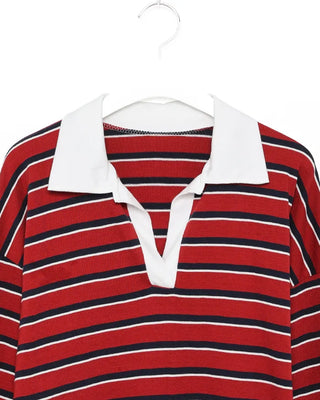 Half-open collar border T-shirt