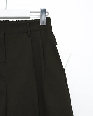 Waistband with elastic back pleats, slacks, half-pants