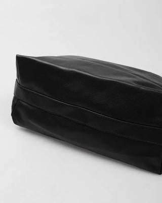 Gold buckle daily bag
