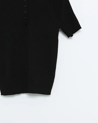 Pearl-embellished color-accented short-sleeved knit