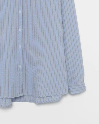 Striped pendant shirt