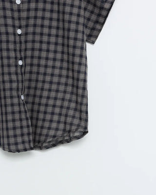 Checkered short-sleeved shirt