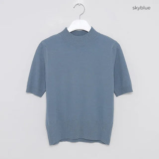 Half-neck short-sleeved knit