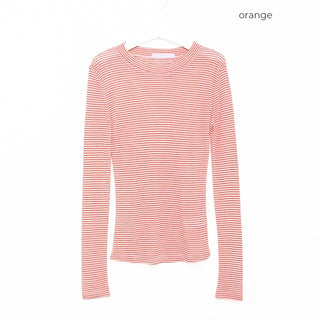 Soft border layered T-shirt