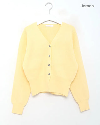 Voluminous V-neck cardigan