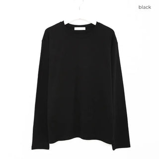 Basic long-sleeve T-shirt