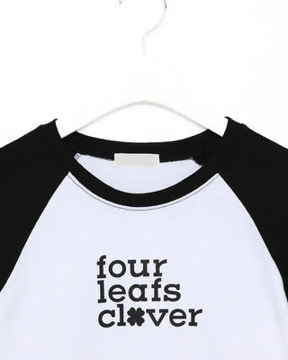Lettering Raglan Crops T-Shirt
