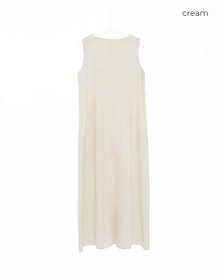 Sleeveless long dress