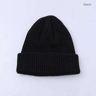 Basic color knit hat