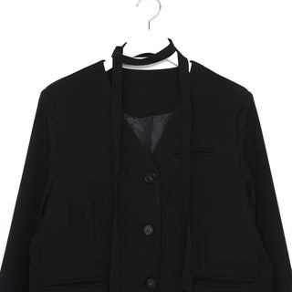 V-neck tie set jacket