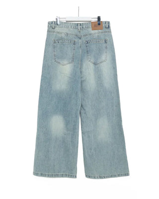 Curved silhouette denim pants