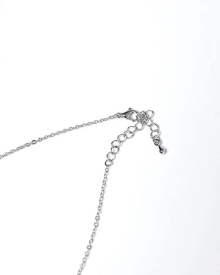 Ribbon necklace