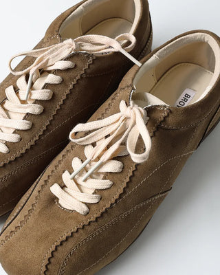 Suede round sneakers