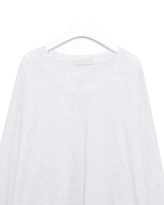 Loose-fitting V-neck cotton t-shirt