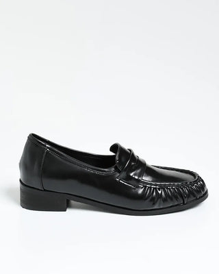 Shirring loafers