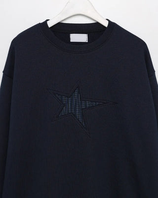 Front star embroidered sweatshirt