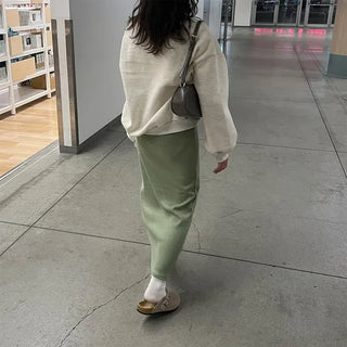 Simple knit skirt