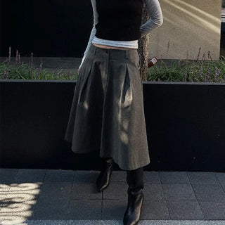 Fold flared skirt
