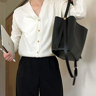 big simple shoulder bag