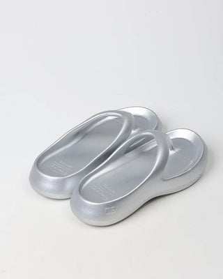Round Bold Beach Sandals