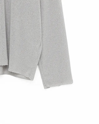 Cool V-neck knit