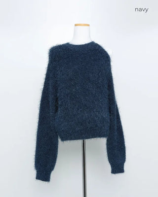 Asymmetrical cropped shaggy knit