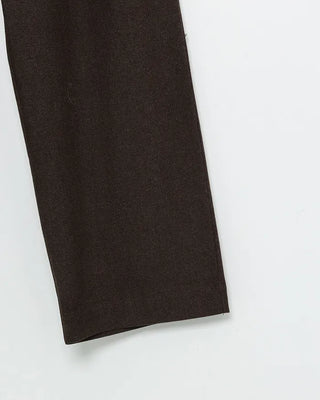 One-pleat slacks
