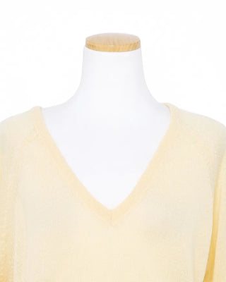 Vivid V-neck knit