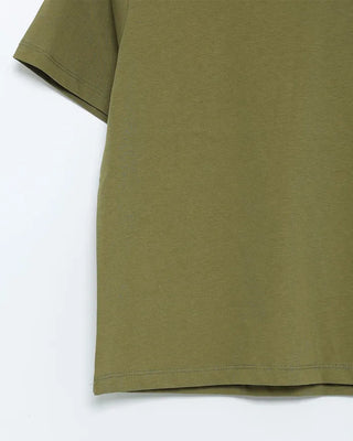 Basic round neck T-shirt