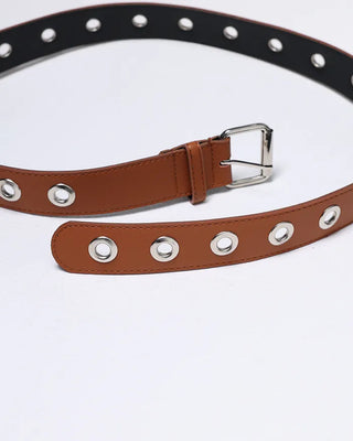 Simple eyelet belt