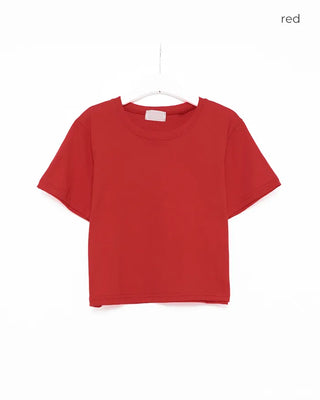 Basic semi-cropped half-length T-shirt