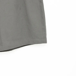 Bermuda shorts with one pleat